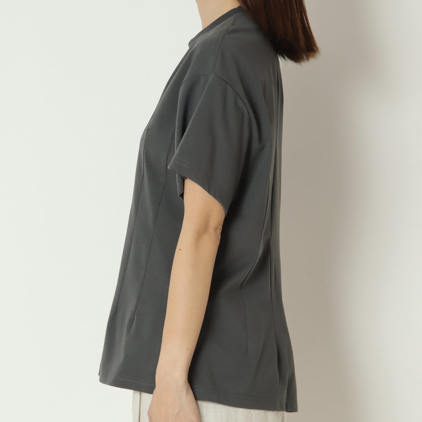 ロゴリラックスTシャツ　Ｈ526110