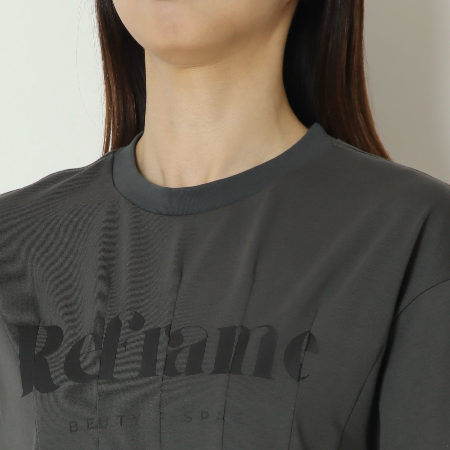 ロゴリラックスTシャツ　Ｈ526110