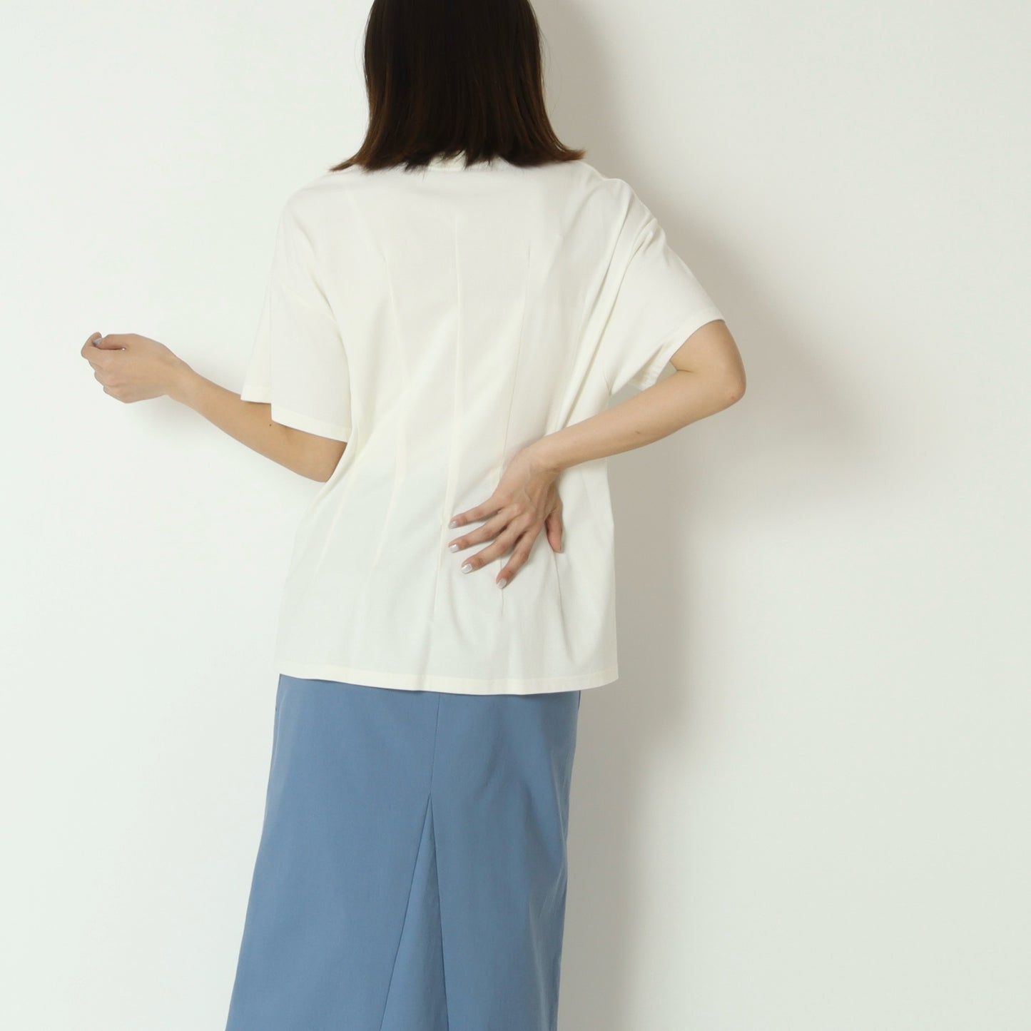 ロゴリラックスTシャツ　Ｈ526110