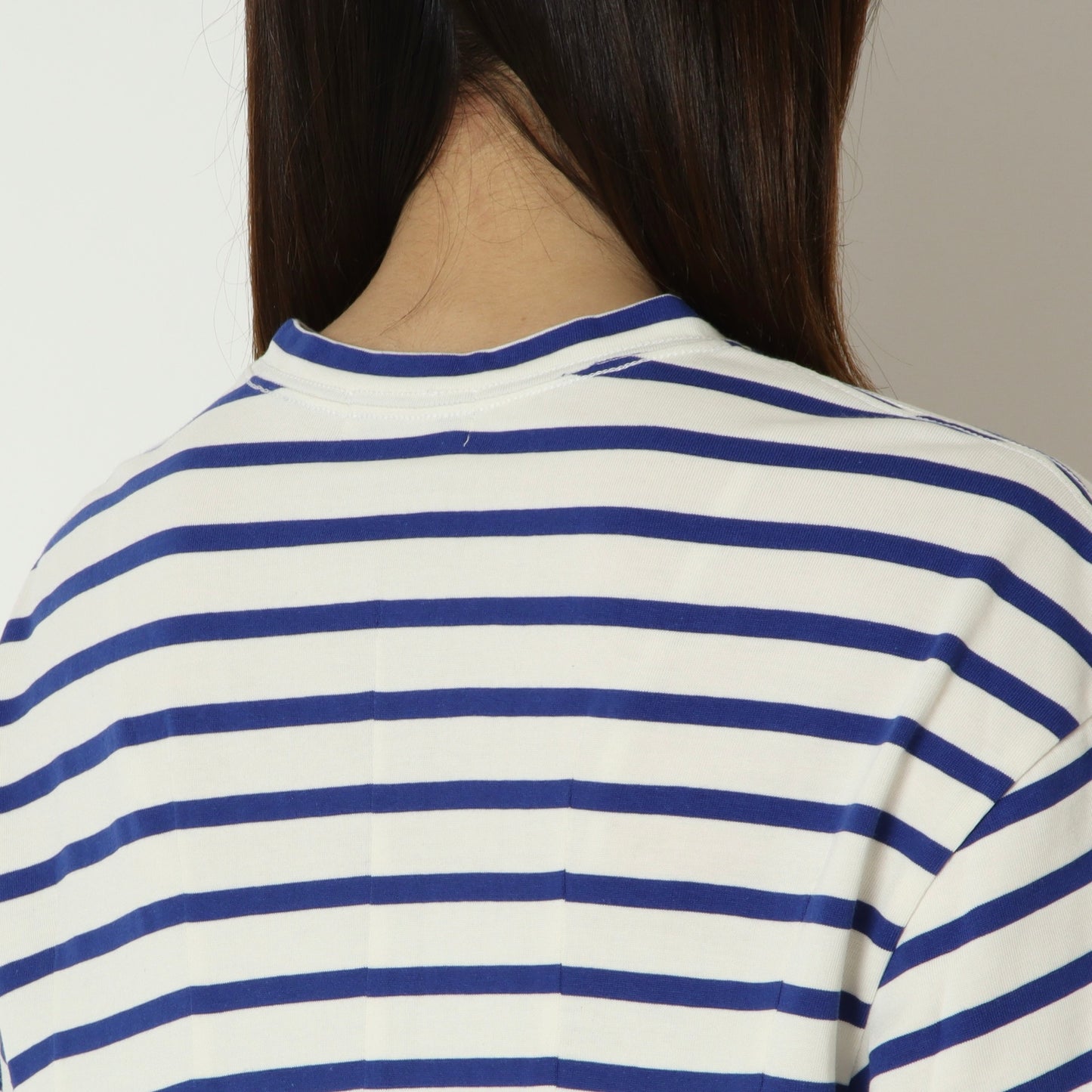リフレイムボーダーロゴリラックスTシャツ　Ｈ526114