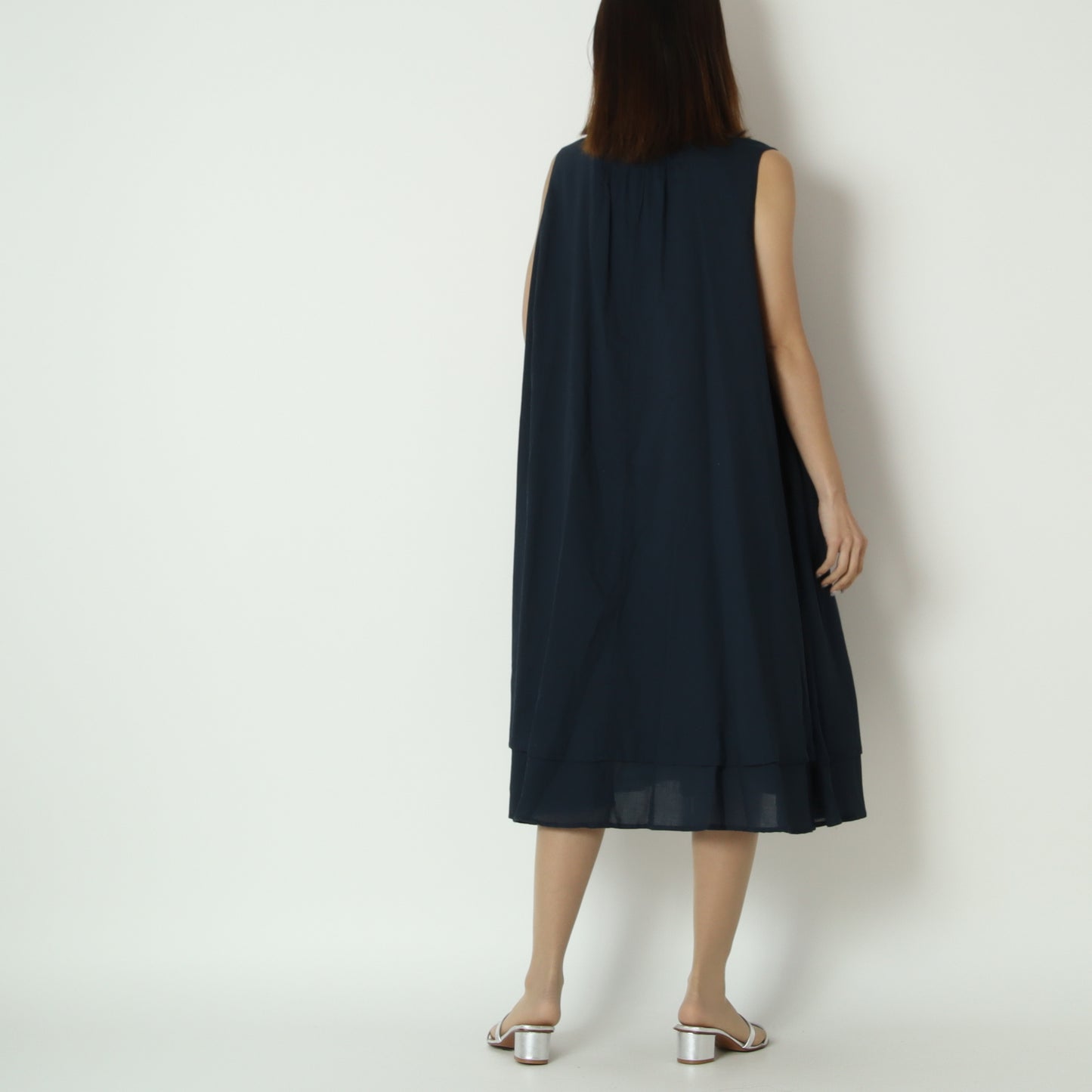 クルーネックダブルヘムロングワンピース　75708