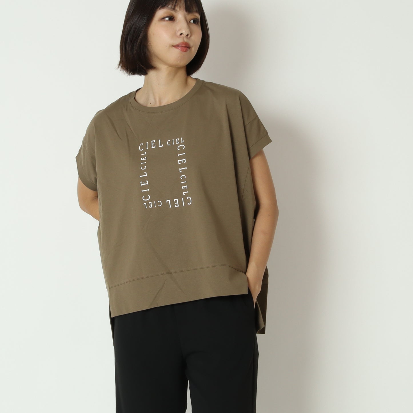 CIELスクエアロゴTシャツ 80269751
