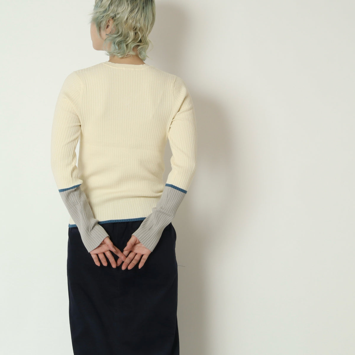 配色リブVネックニット  11269735