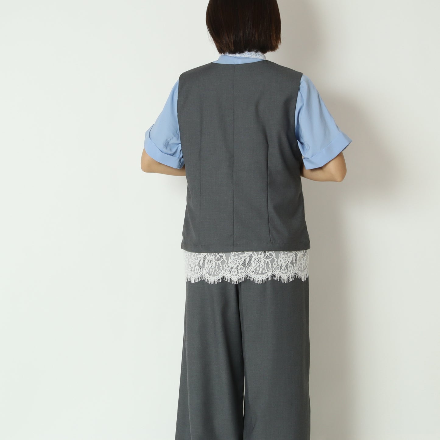 裾レースベスト　8561303