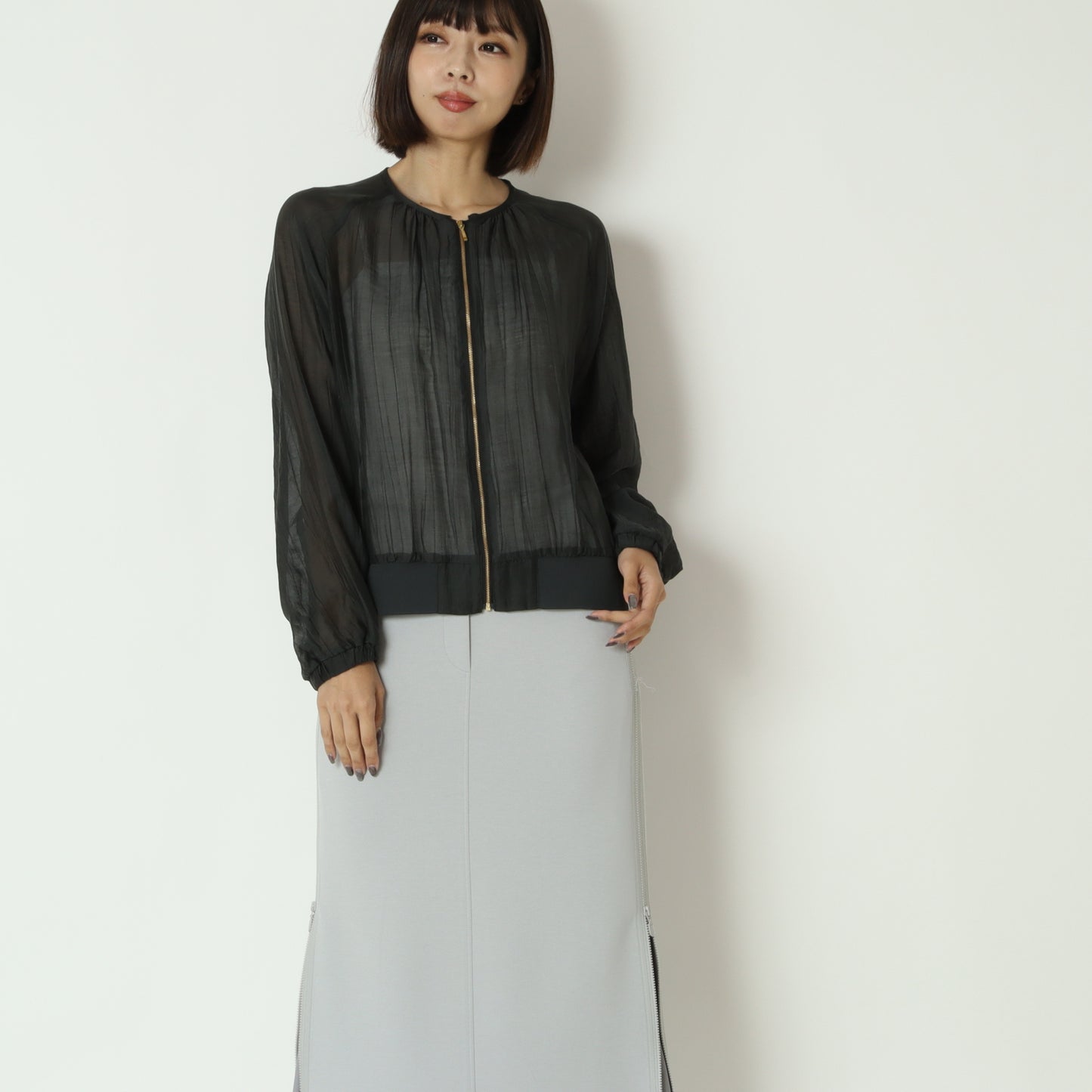 ノーカラーシアーブルゾン　8563309
