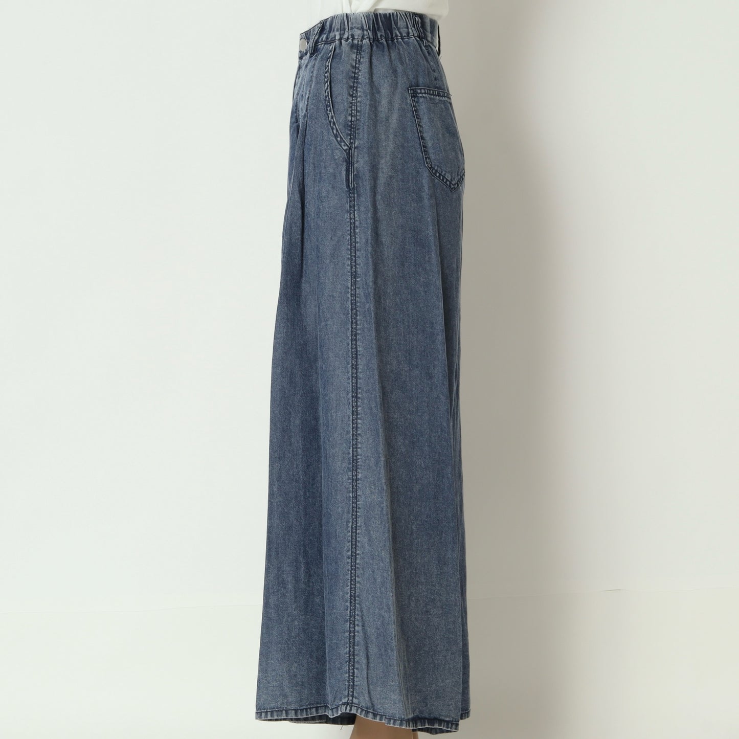 パウダーシルクデニムワイドパンツ　DR2620011