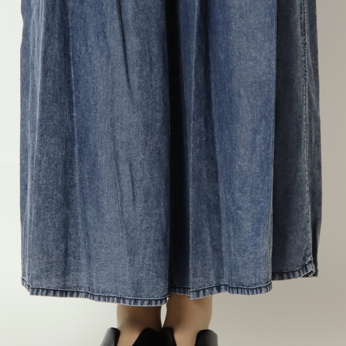 パウダーシルクデニムワイドパンツ　DR2620011