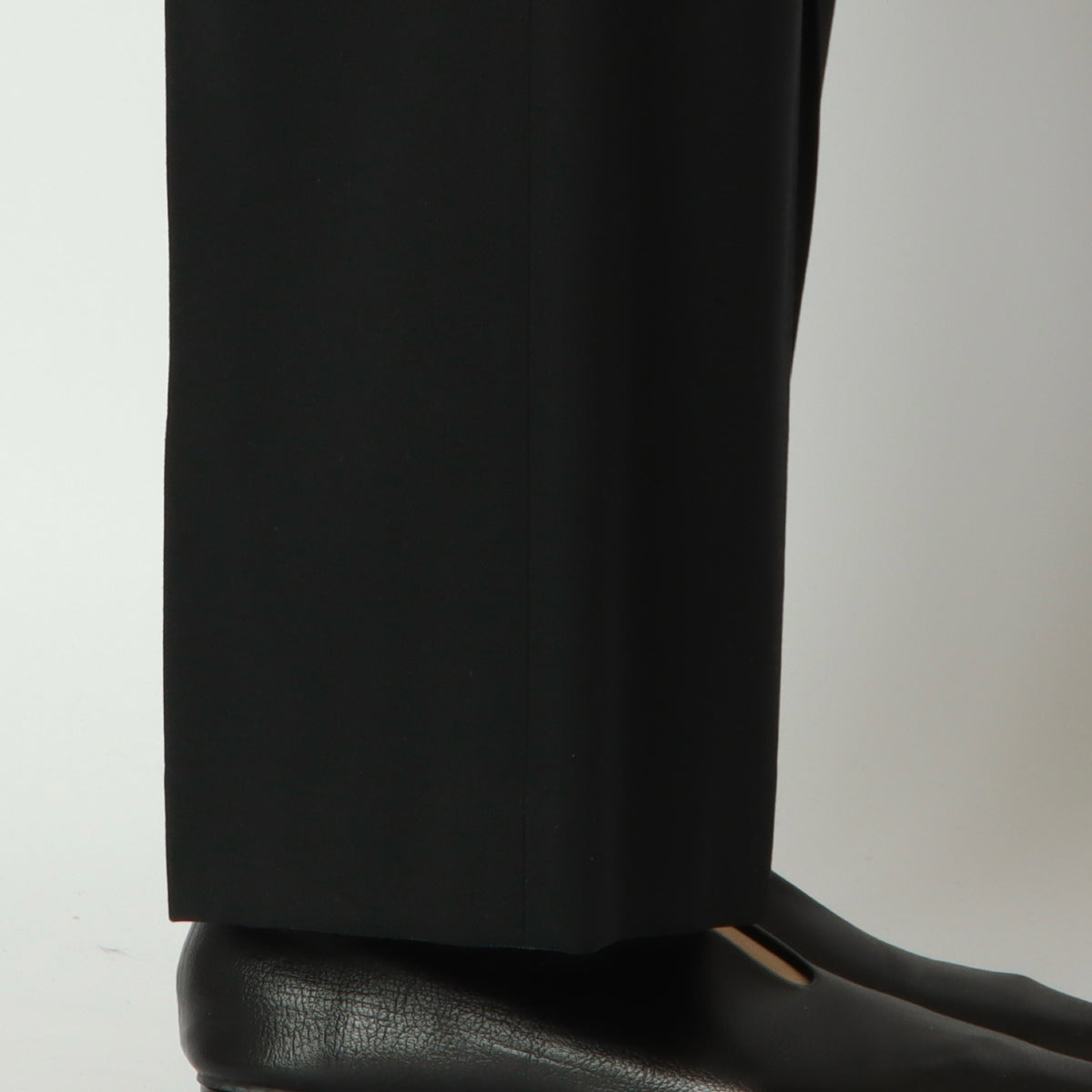 センタープレスワイドパンツ　U2434H-26