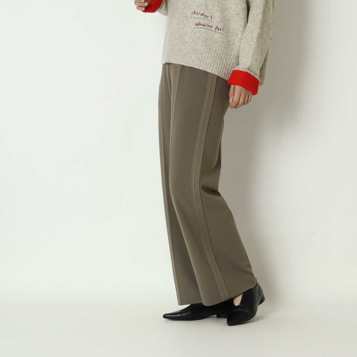 サイドシームパンツ　632602