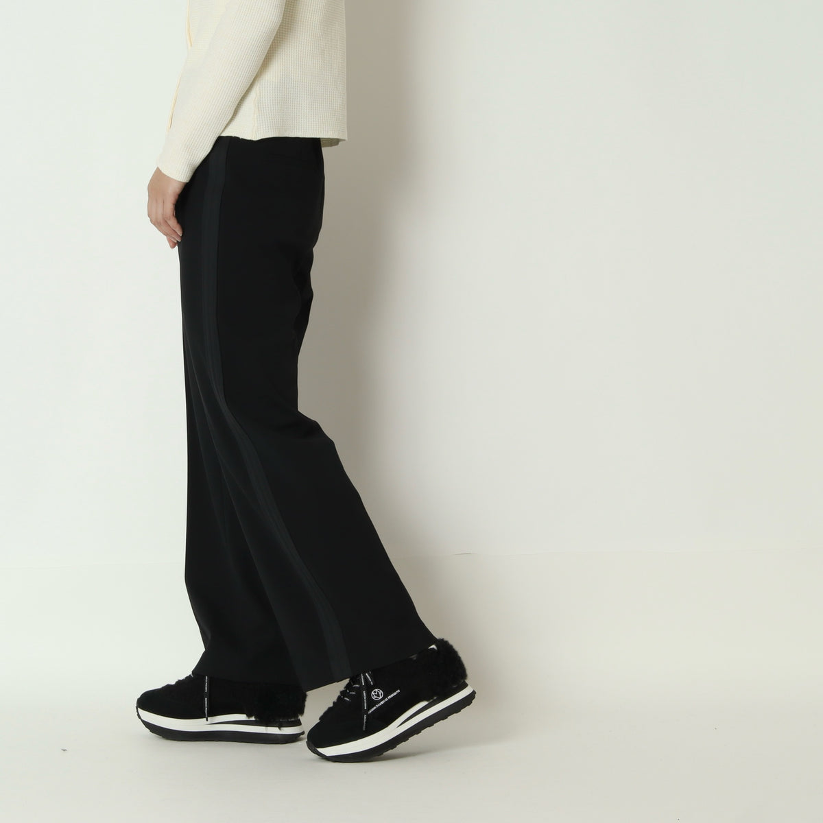 サイドシームパンツ　632602
