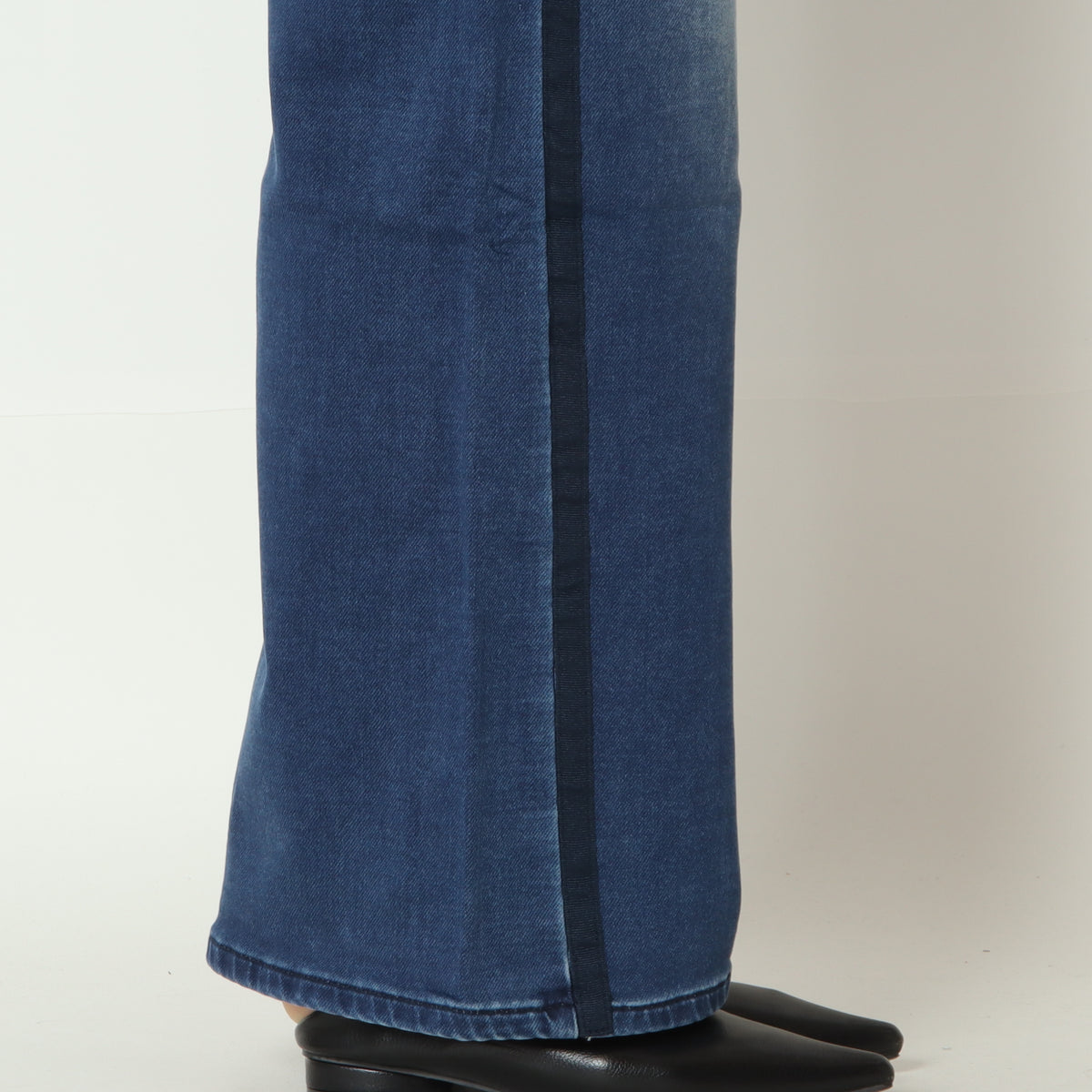 INDKNITサイドラインワイドパンツ ベーシックブルー　WK010