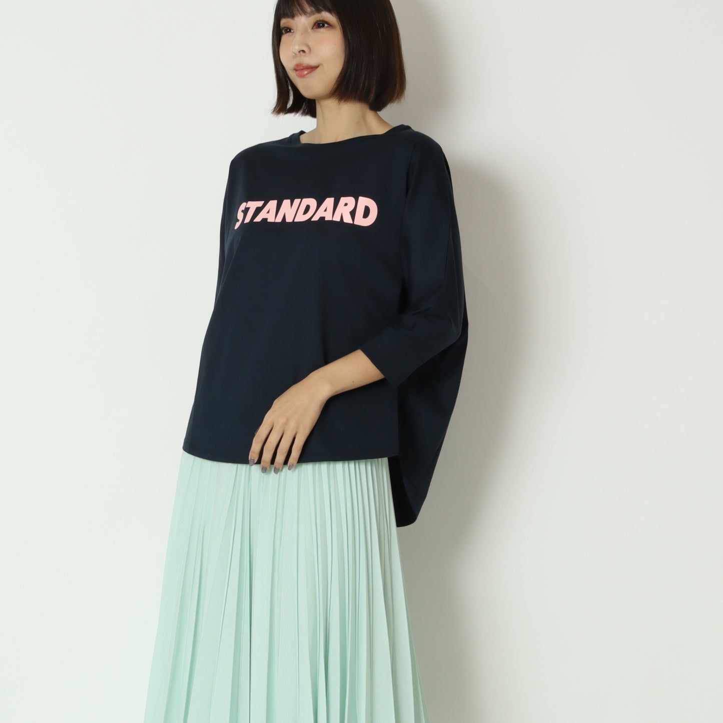 コンプレッションジャージーロゴドルマンＴシャツ　65035535