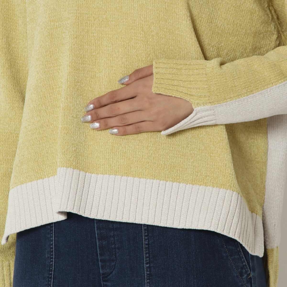 モール配色クルーネックプルオーバー　524023
