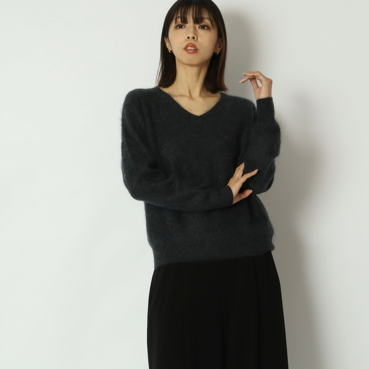 Vネックカシミアブレンドニット　H626317